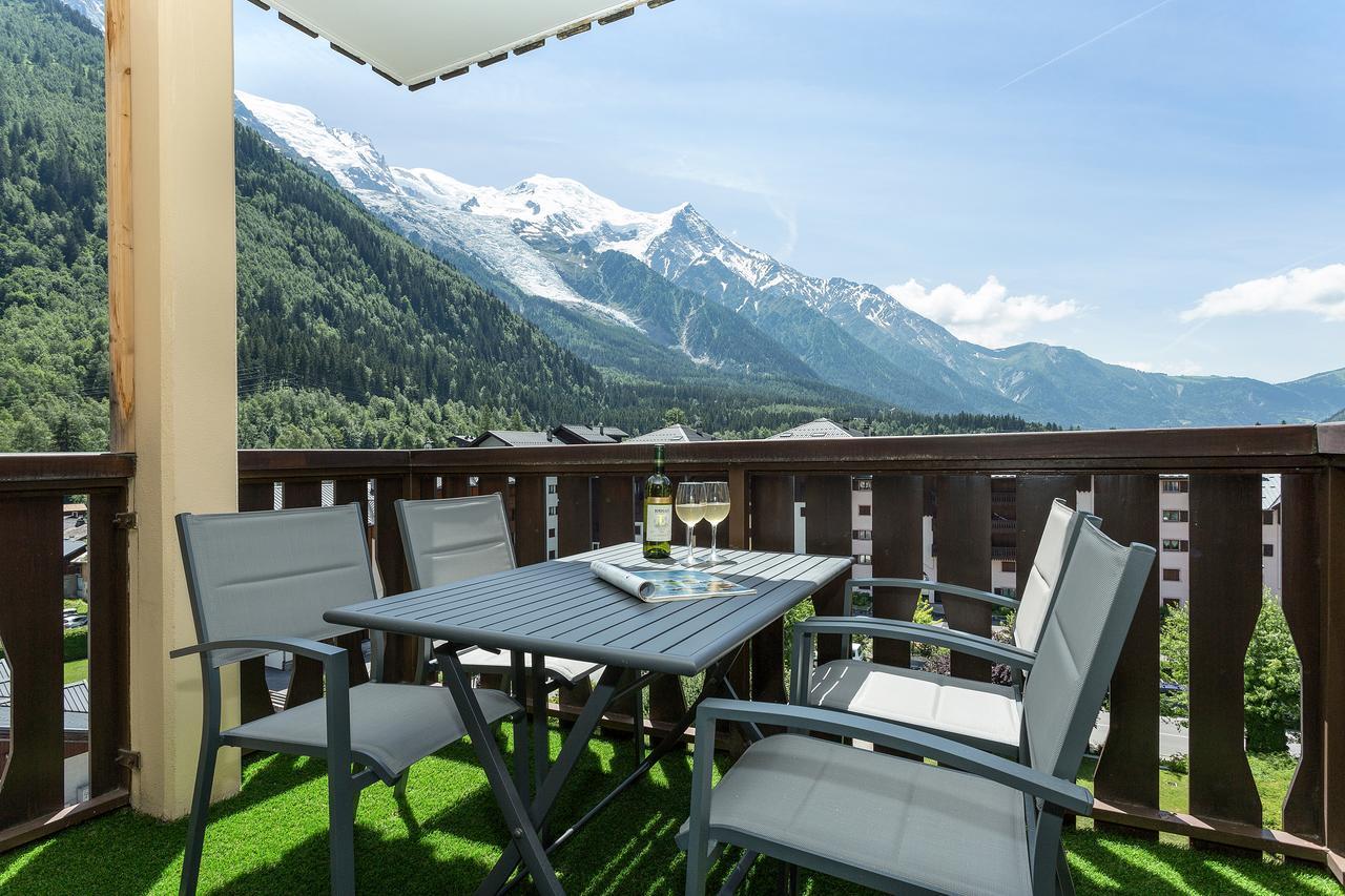 Apartment Aiglons - Central Chamonix Mountain Haven エクステリア 写真